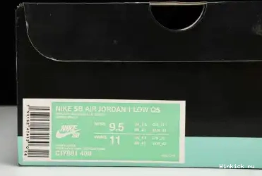Midnight Navy 1 SB Low Jordan 0430